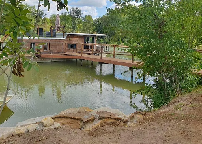 Bådhotel Peniche La Belle Daisy