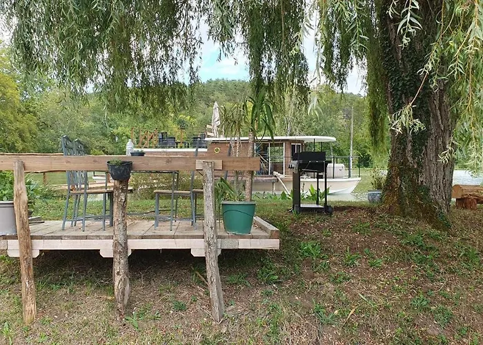 보트호텔 Peniche La Belle Daisy